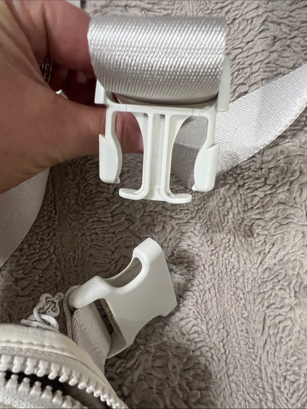 lululemon athletica everywhere Belt Bag with long strap - Picture 6 of 7